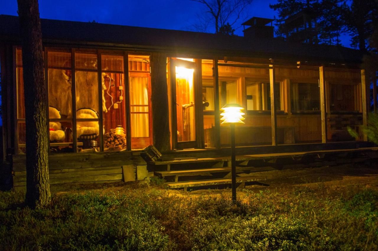 Дома для отпуска SUMMER - The White Blue Wilderness Lodge Инари-46