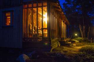 Дома для отпуска SUMMER - The White Blue Wilderness Lodge Инари Вилла с видом на сад-28
