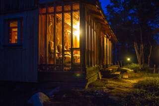 Дома для отпуска SUMMER - The White Blue Wilderness Lodge Инари Вилла с видом на сад-49